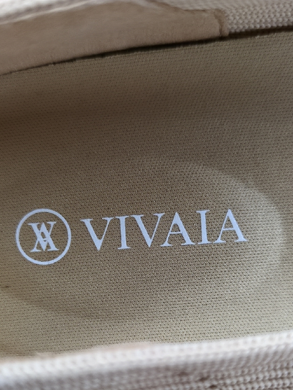 VIVAIA Margot Square Toe V-Cut Ballet Flats Almond Size 40 WIDE - Picture 9 of 10